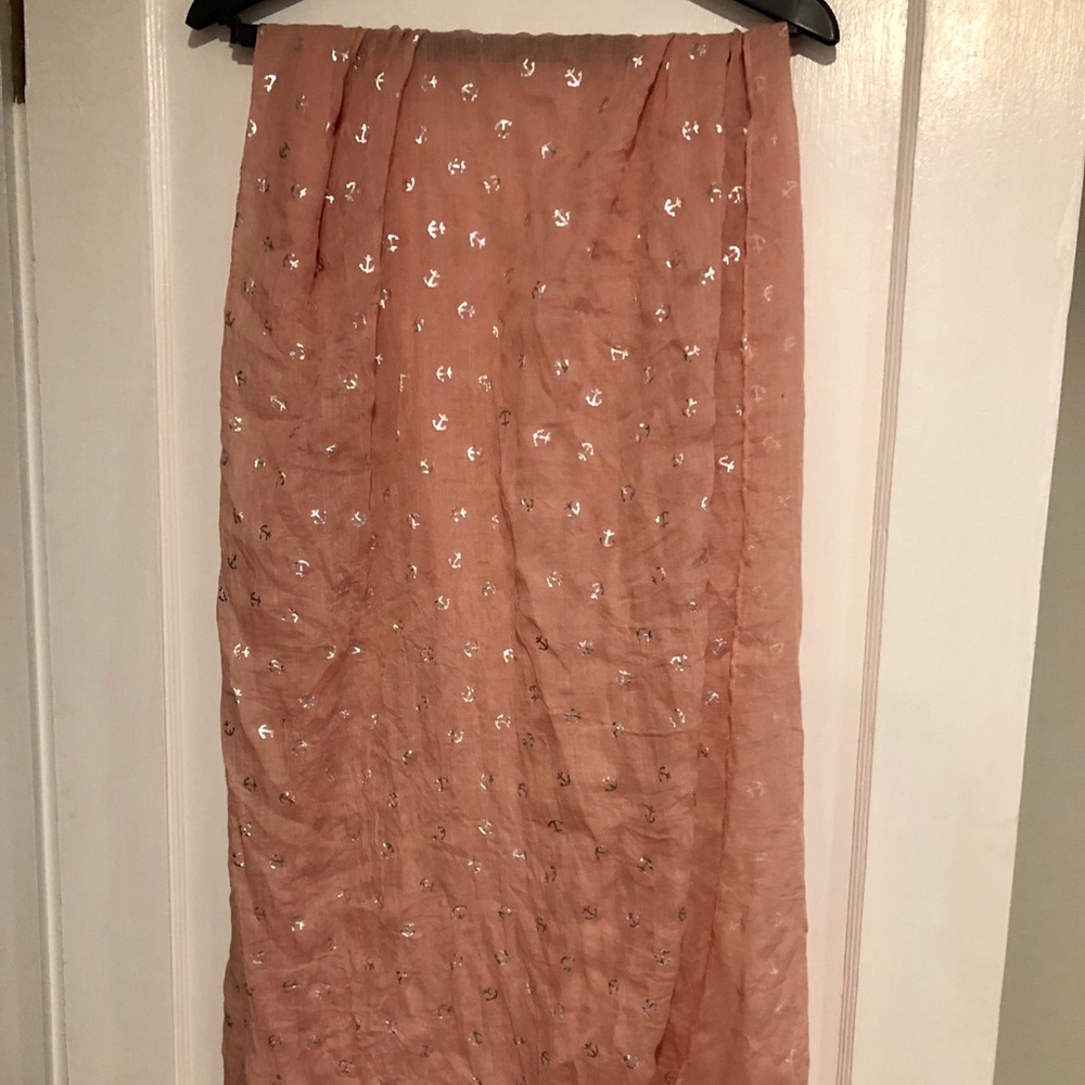 Blush scarf with silver anchors